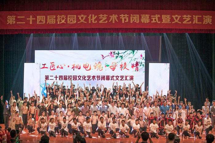 DSC08914 拷贝(1)-01_副本700.jpg DSC08914 拷贝(1)-01_副本700.jpg